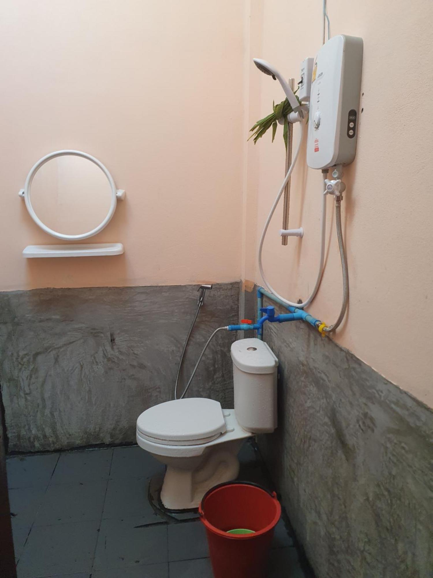 Khounxok Guesthouse Nong Khiaw Ngoại thất bức ảnh
