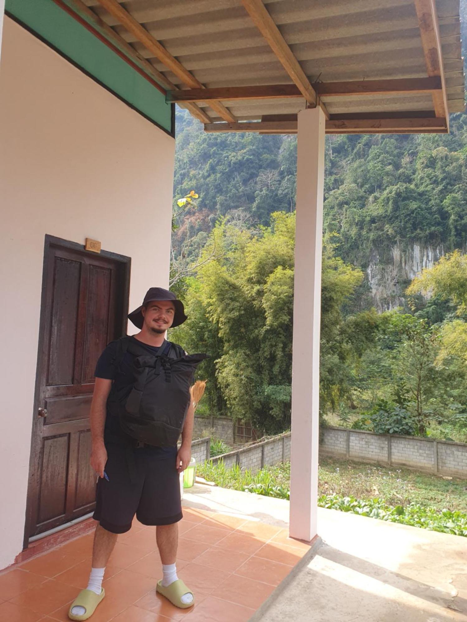 Khounxok Guesthouse Nong Khiaw Ngoại thất bức ảnh